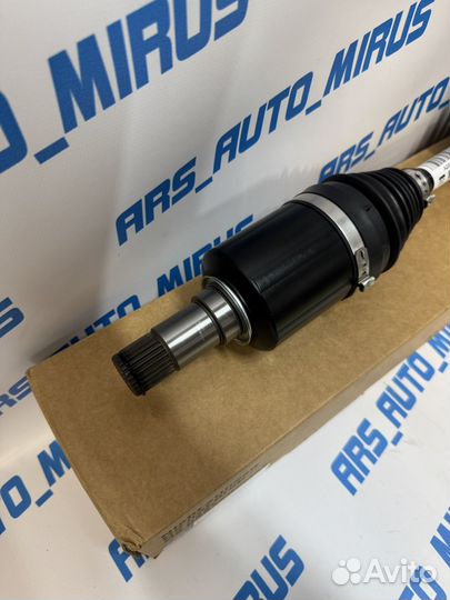 Привод передний Mercedes W204 A2043301400