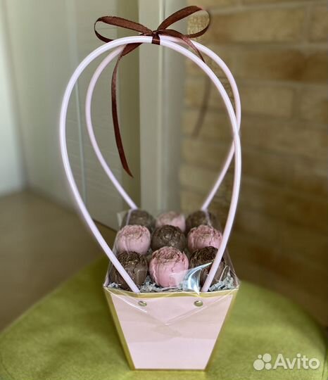 Букет из шоколадных пионов