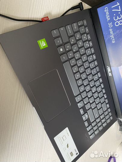 Ноутбук asus Laptop