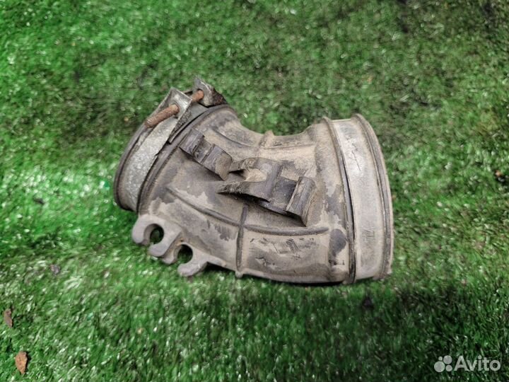 Патрубок воздушного фильтра Honda Civic 4D 1.8