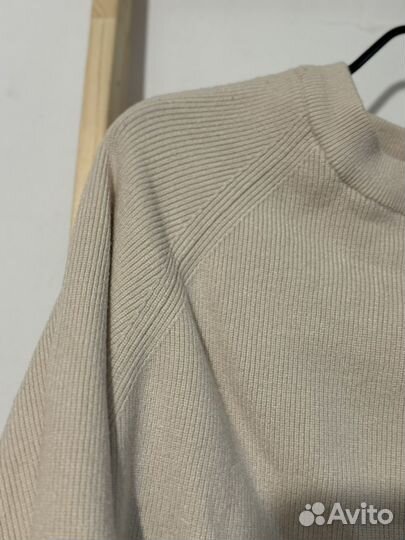 Свитер bershka