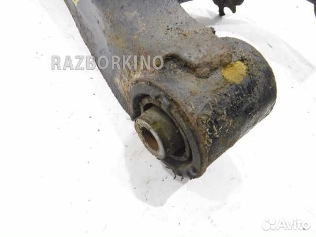 Рычаг задний верхний левый