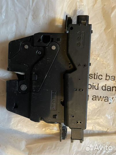 Замок багажника bmw 5 f10