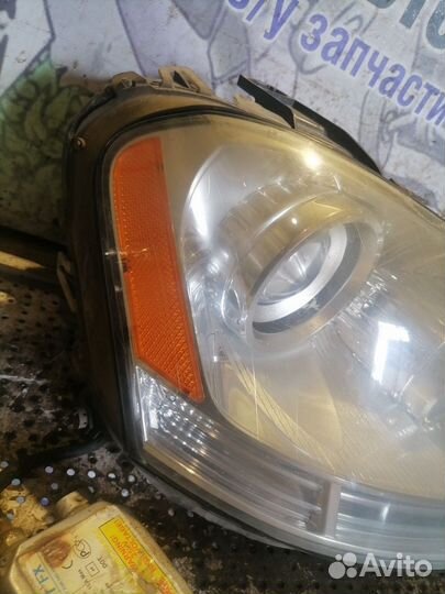 Фара правая Mercedes-Benz M-класс