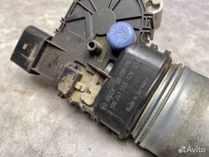 Моторчик стеклоочистителя передний Opel Astra H