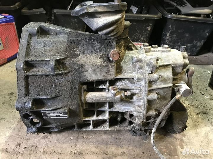 МКПП (механическая коробка переключения передач) V