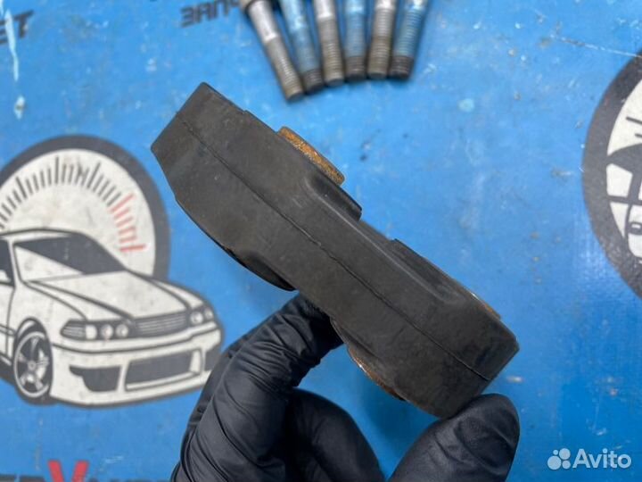 Муфта карданного вала задняя Mercedes-Benz C-Class