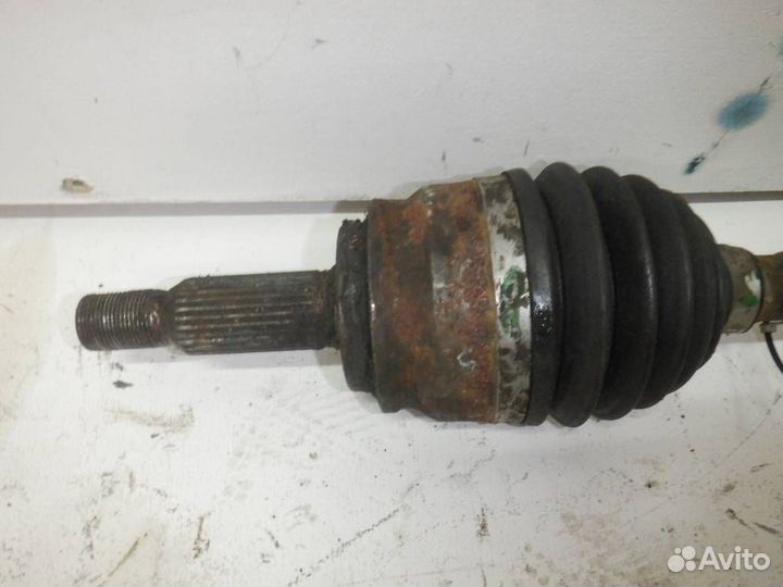 Привод передний левый