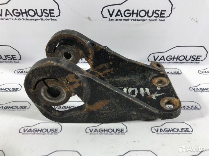 Кронштейн кпп Ford Cougar 1999