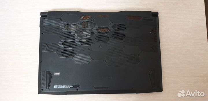 Корпус для ноутбука MSI GF76 11UD-694XRU
