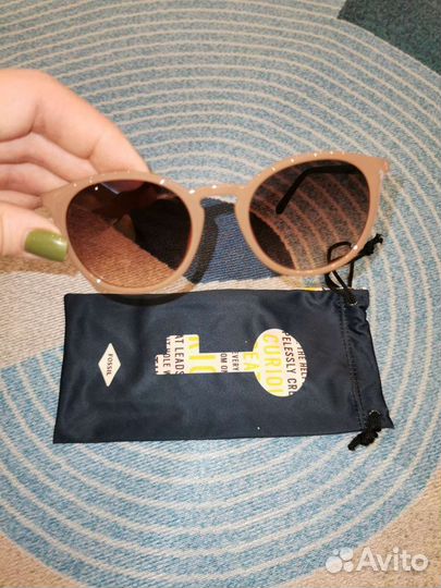 Очки Fossil бежевые новые