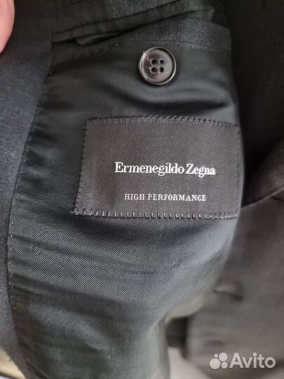 Костюм Ermenegildo Zegna. High Performance. Italy