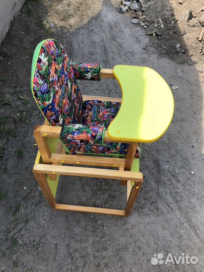 Стульчик для кормления