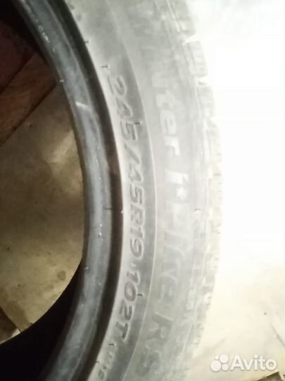 Hankook Winter I'Pike RS2 W429 245/45 R19