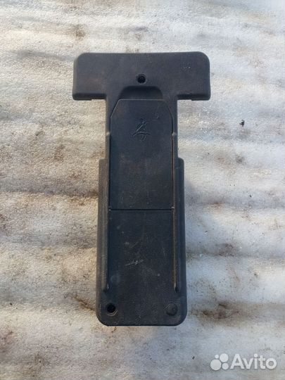 Обшивка салона Opel Zafira B