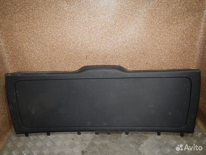 Обшивка двери багажника, Merсedes-Benz (Мерседес)
