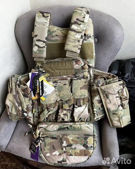 Плитник (бронежилет) Emersongear LBT Multicam