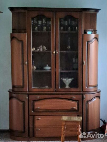 Буфеты и серванты бу