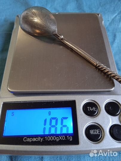 Серебряная чайная ложечка