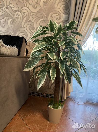 Искуственное дерево