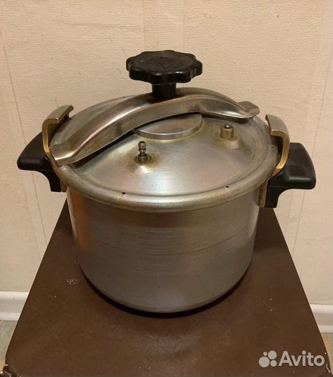 Скороварка из 80-х на 6 литров