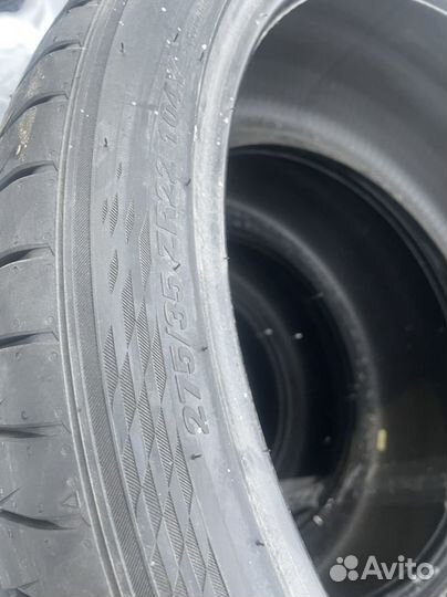 Kumho Ecsta PS71 SUV 275/35 R22 104Y