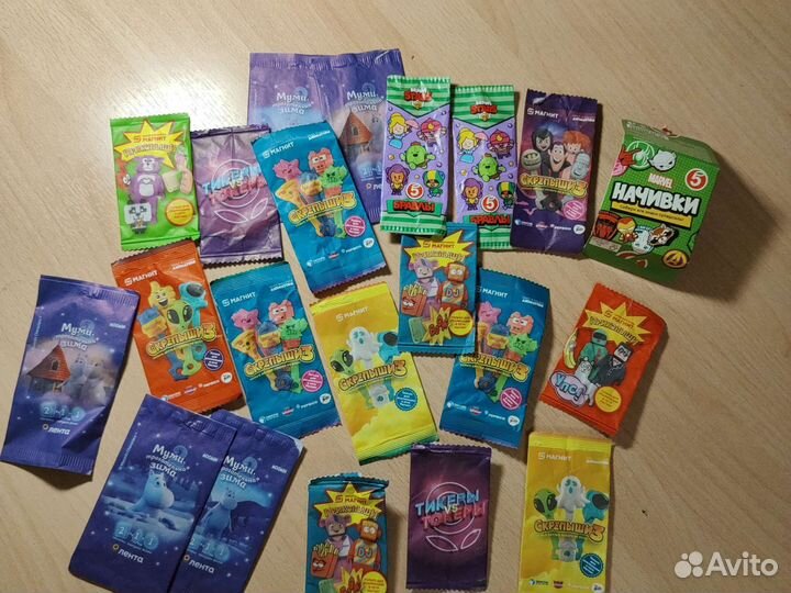 Скрепыши,бравлы,завры,карточки миньоны,начивки