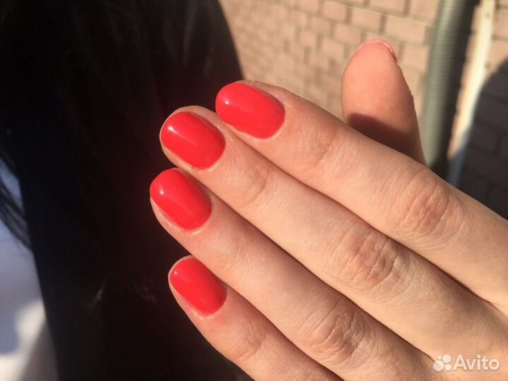 Маникюр с покрытием гель-лаком