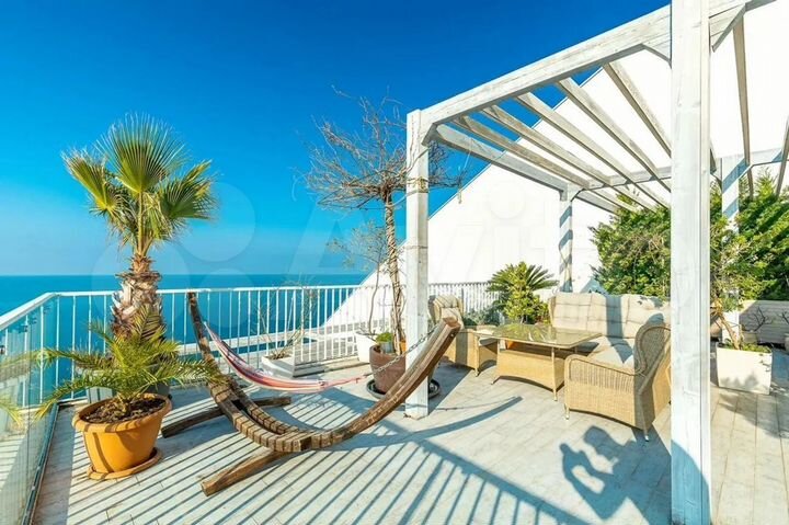 3-к. квартира, 160 м², 20/24 эт.