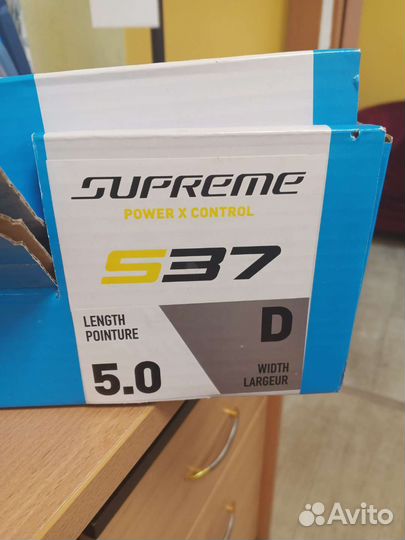 Коньки хоккейные