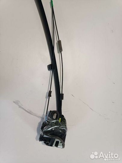 Замок задней правой двери Toyota Rav 4 40