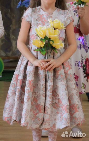 Жаккардовое платье