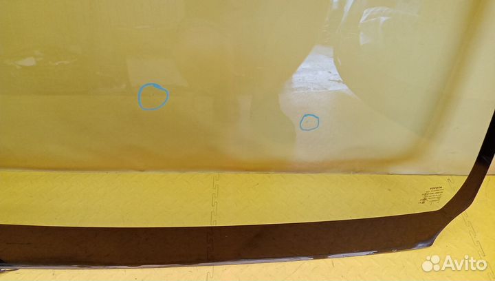 Стекло лобовое (ветровое) Hilux