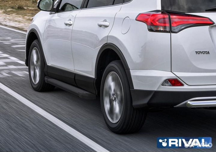 Пороги-подножки Toyota Rav 4 2013-2019 Black