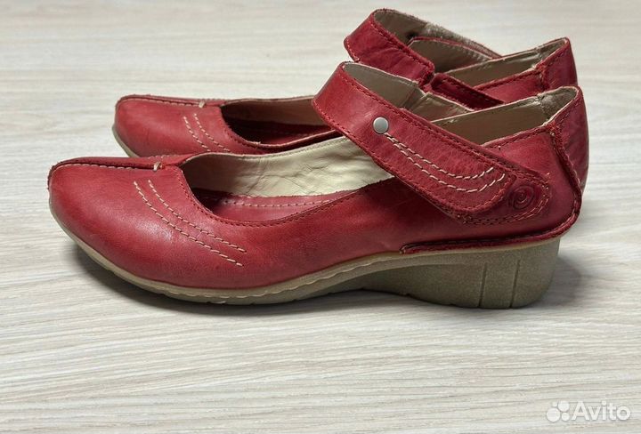 Туфли Khrio Мери Джейн нат. кожа 39 р