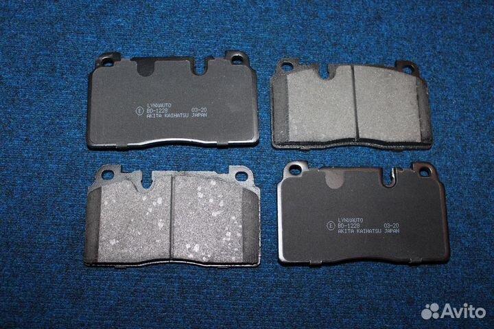 Колодки тормозные передние Ауди А6, А7, А8, Макан