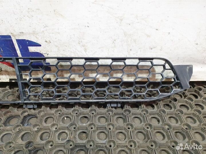 Решетка радиатора нижняя Scania 6-series