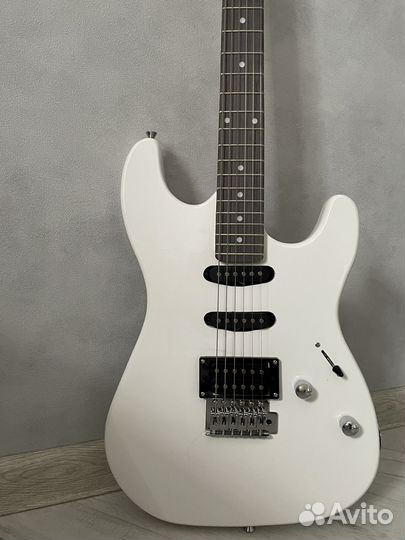 Электро гитара rocket с комбиком leem