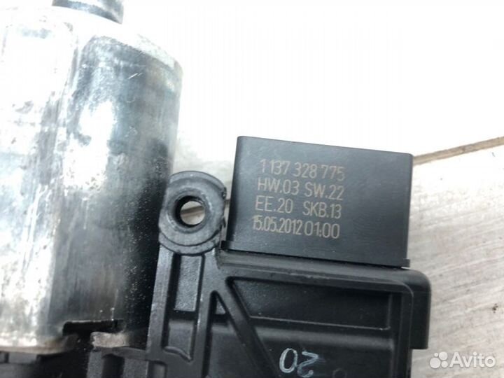 Моторчик люка Volkswagen Passat универсал cayc