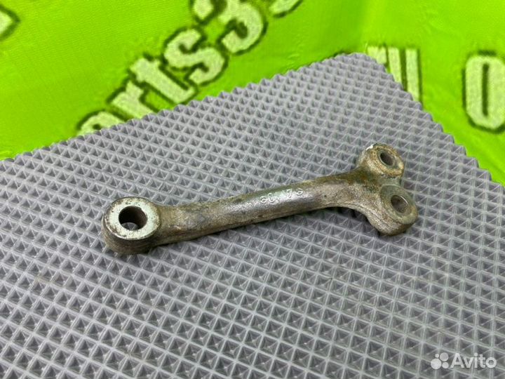 Рулевая сошка Mercedes-Benz S124 M102.982 1989