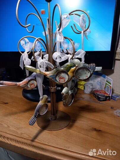 Семейное дерево, с птичками под фото