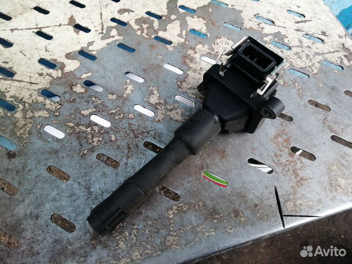 Катушка зажигания Bosch 0221504004 BMW