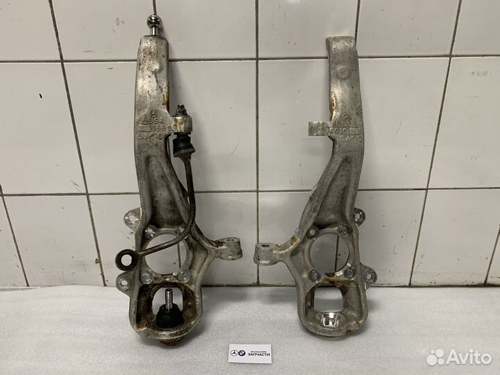 Поворотный кулак Mercedes ML GLE GL GLS W166