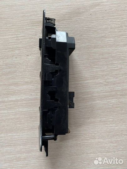 Блок управления стеклоподъемниками Geely MK