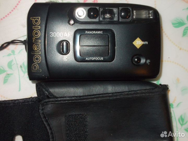 Фотоаппараты Смена 8М, Polaroid, фоторезак, сейф