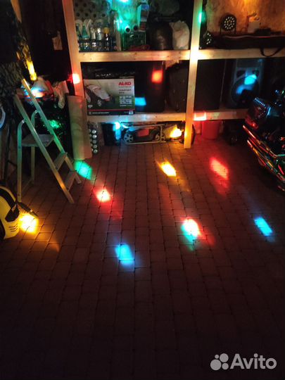 Световой прибор Junior продаю