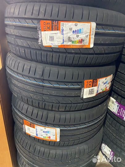 Tracmax X-Privilo TX3 235/45 R18