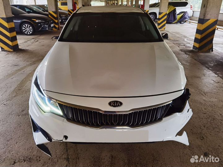 Kia Optima 2.0 AT, 2019, битый, 158 000 км