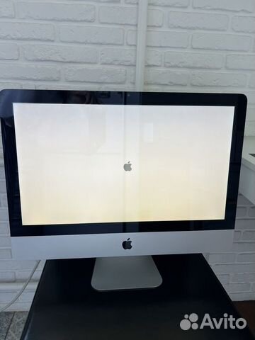 Apple iMac 2010, 21,5"