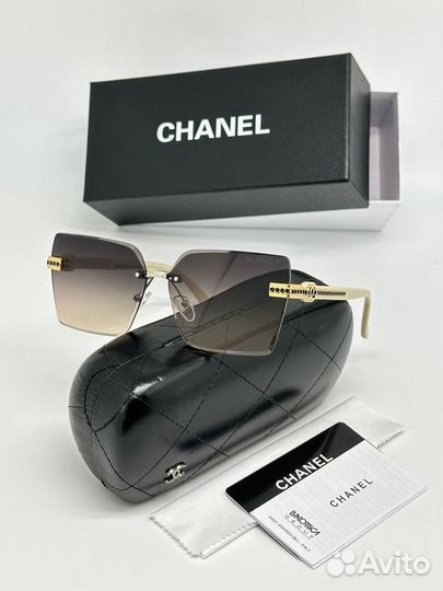 Солнцезащитные очки chanel